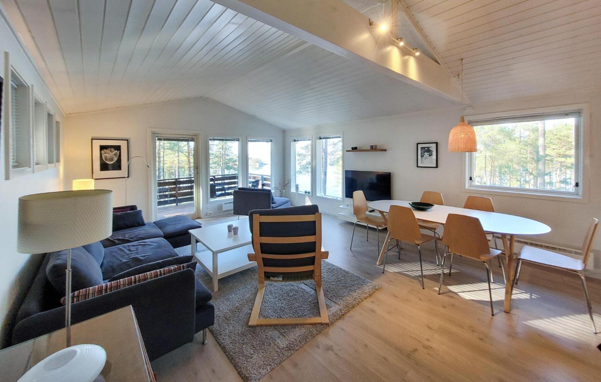 Gorgeous Home In Jorpeland With House Sea View エクステリア 写真