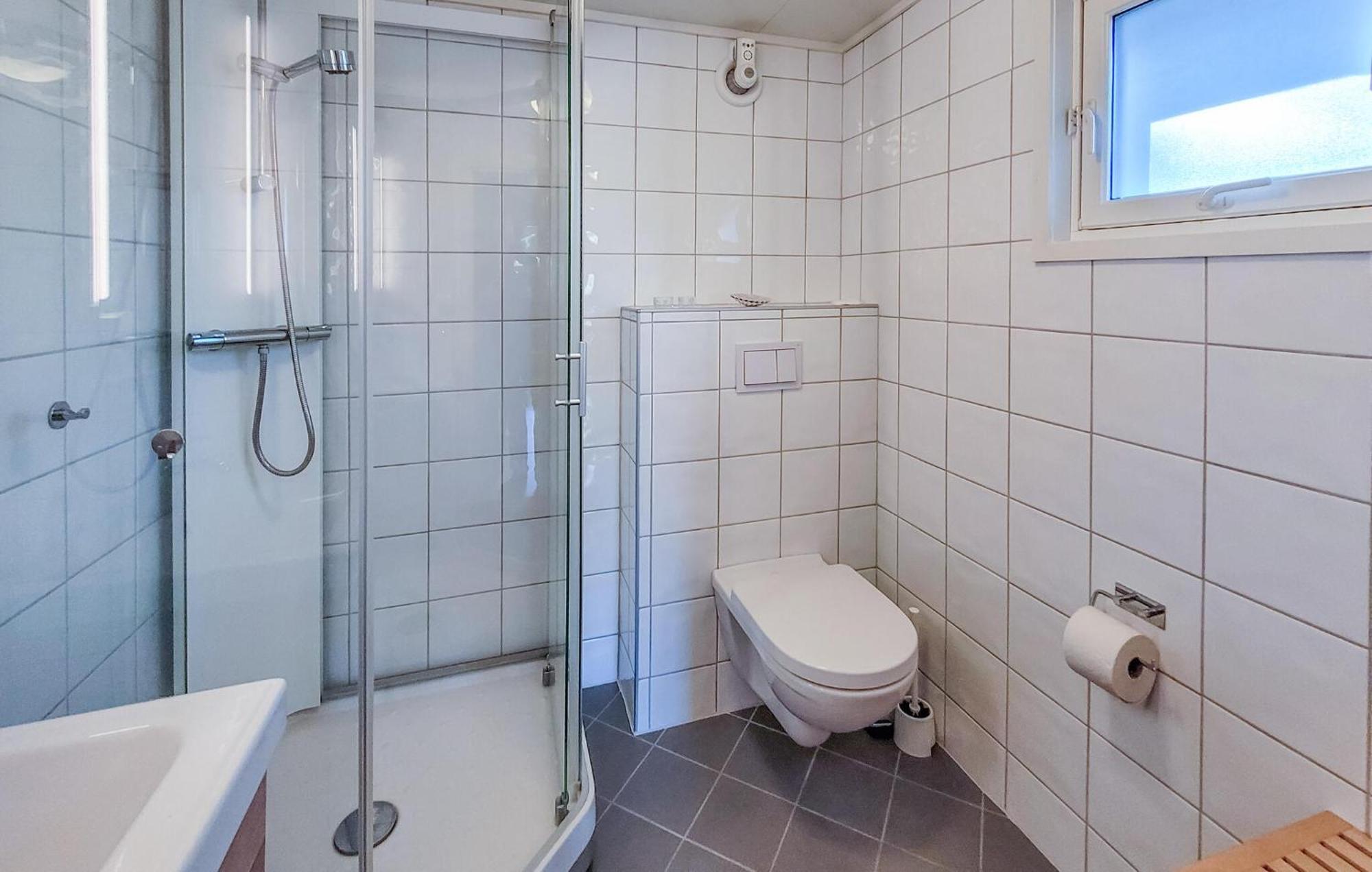 Gorgeous Home In Jorpeland With House Sea View エクステリア 写真